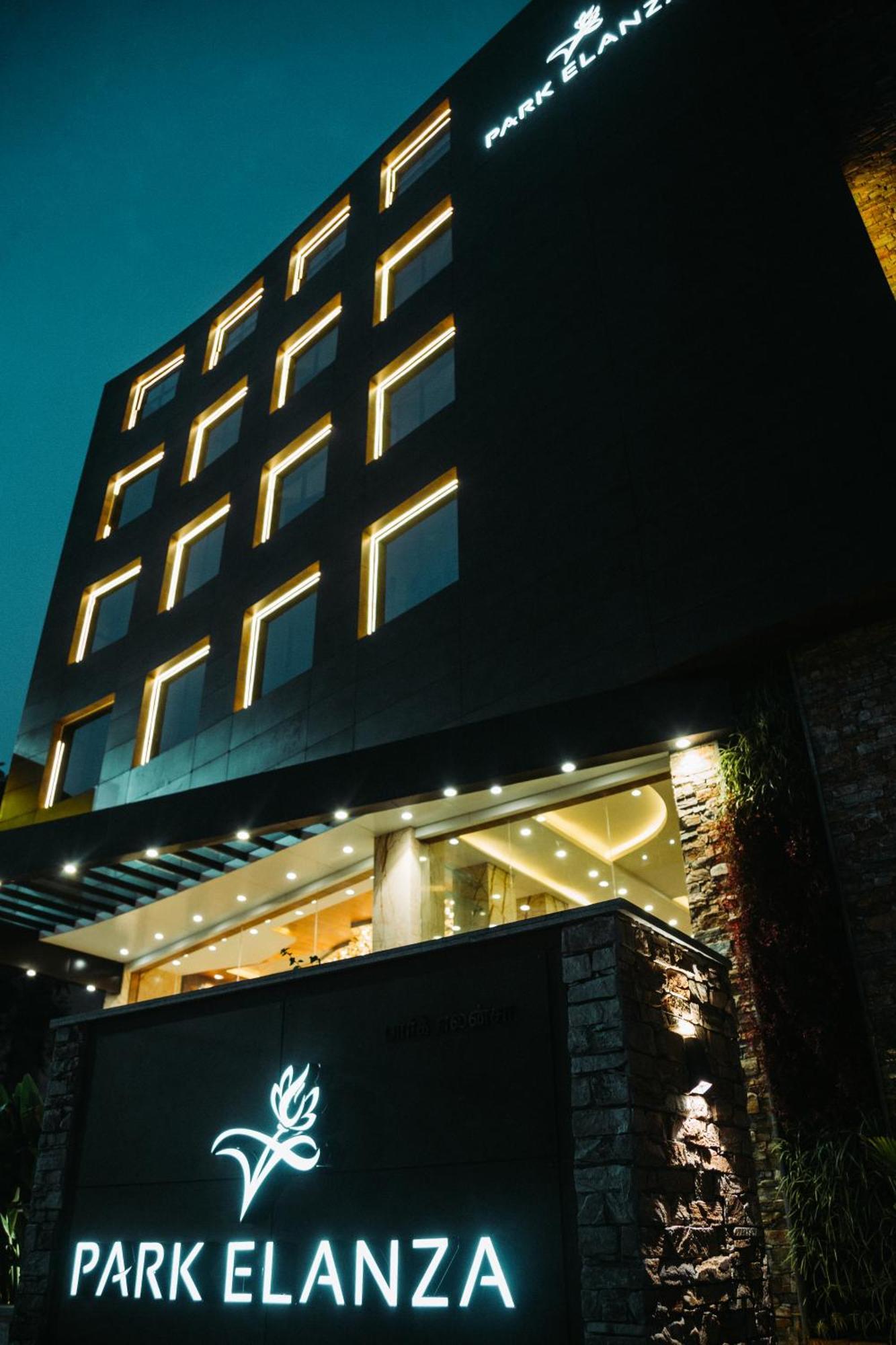 Hotel Park Elanza Chennai Dış mekan fotoğraf